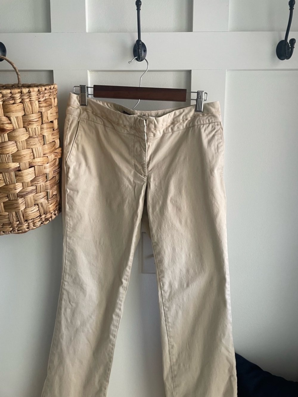 Vineyard Vines Women’s Light Beige Chinos
